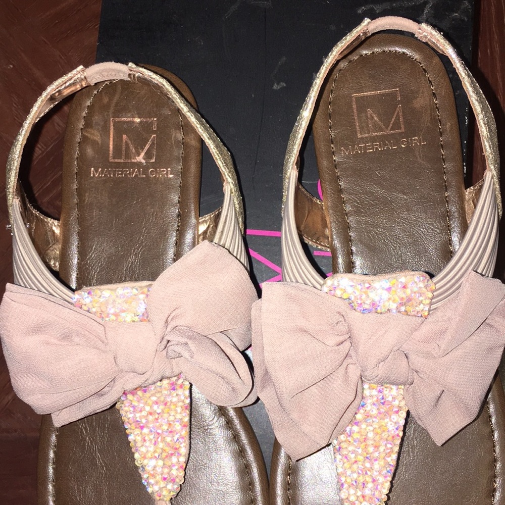 Sandals - Picture 2 of 7